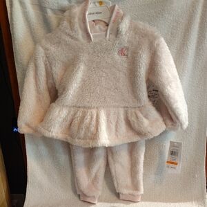 Calvin Klein Soft Pink Fleece Set Baby Size 12 Months NWT